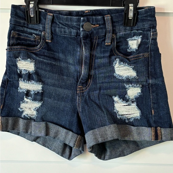 Set of 3 Aero jean shorts! - Picture 2 of 13